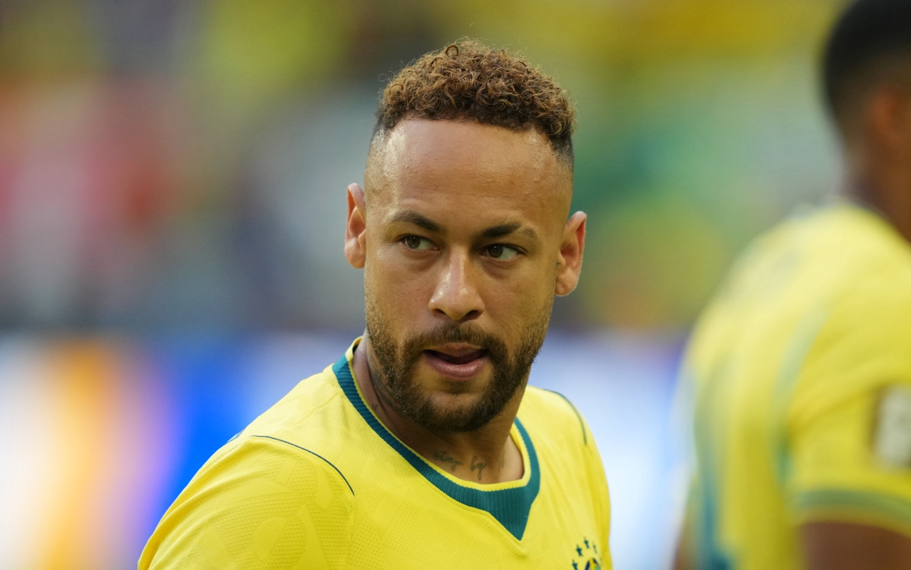neymar-aparece-em-balada-sem-alianca-em-noite-de-folga-da-selecao